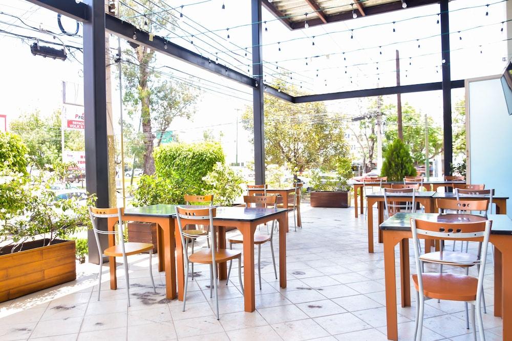 Hg Hotel Zapopan Eksteriør bilde