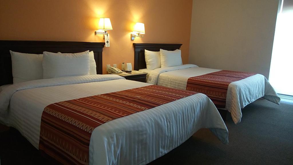 Hg Hotel Zapopan Eksteriør bilde