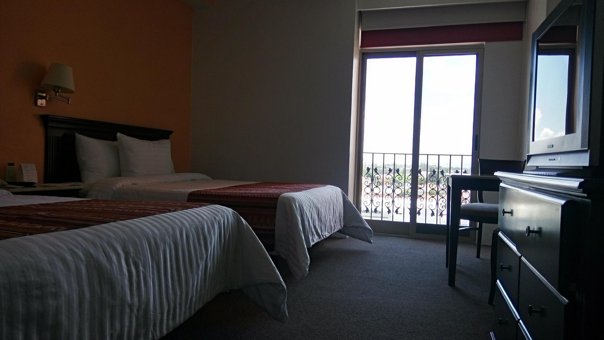 Hg Hotel Zapopan Eksteriør bilde
